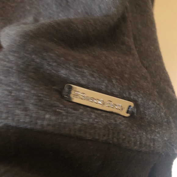 Dark grey Sweaty Betty thermal training top - Picture 4 of 6